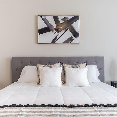 Stunning Southpark/Cotswold Home Charlotte Eksteriør billede