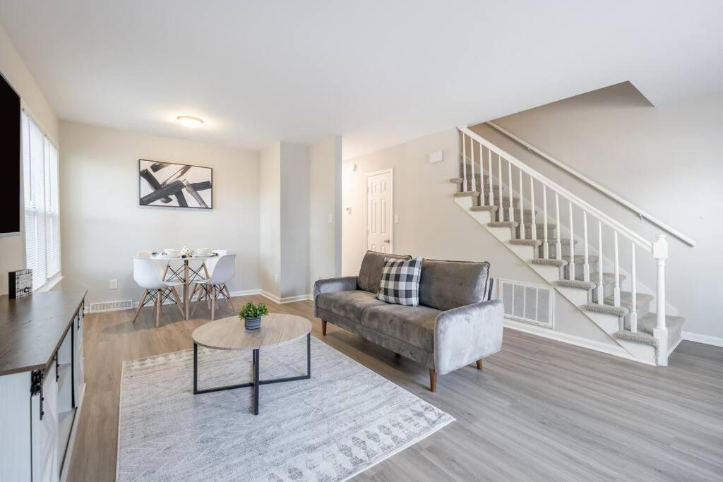Stunning Southpark/Cotswold Home Charlotte Eksteriør billede
